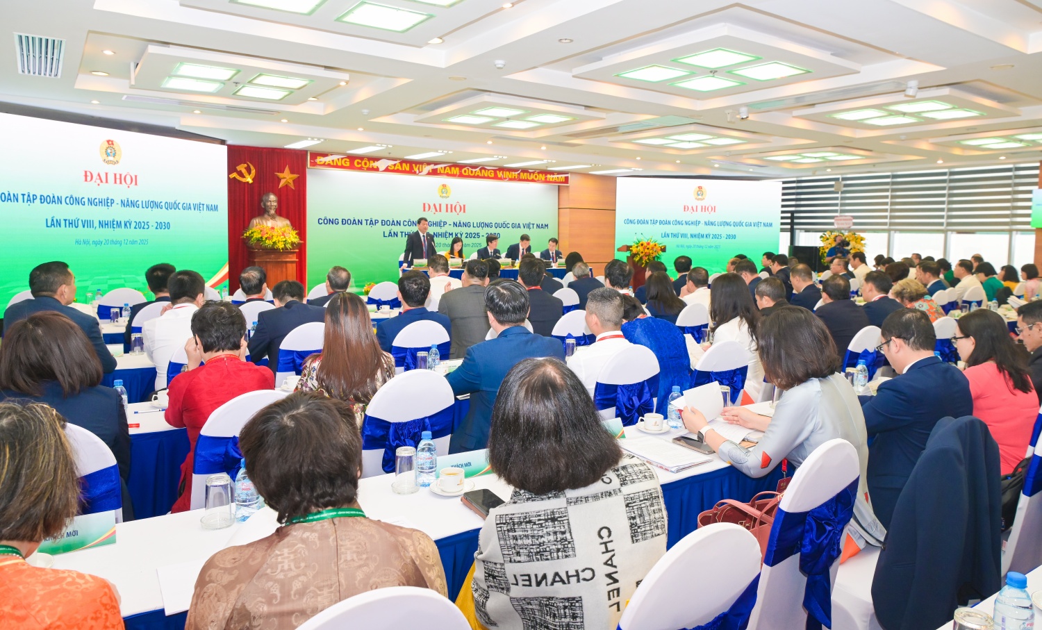 Toàn cảnh Đại hội