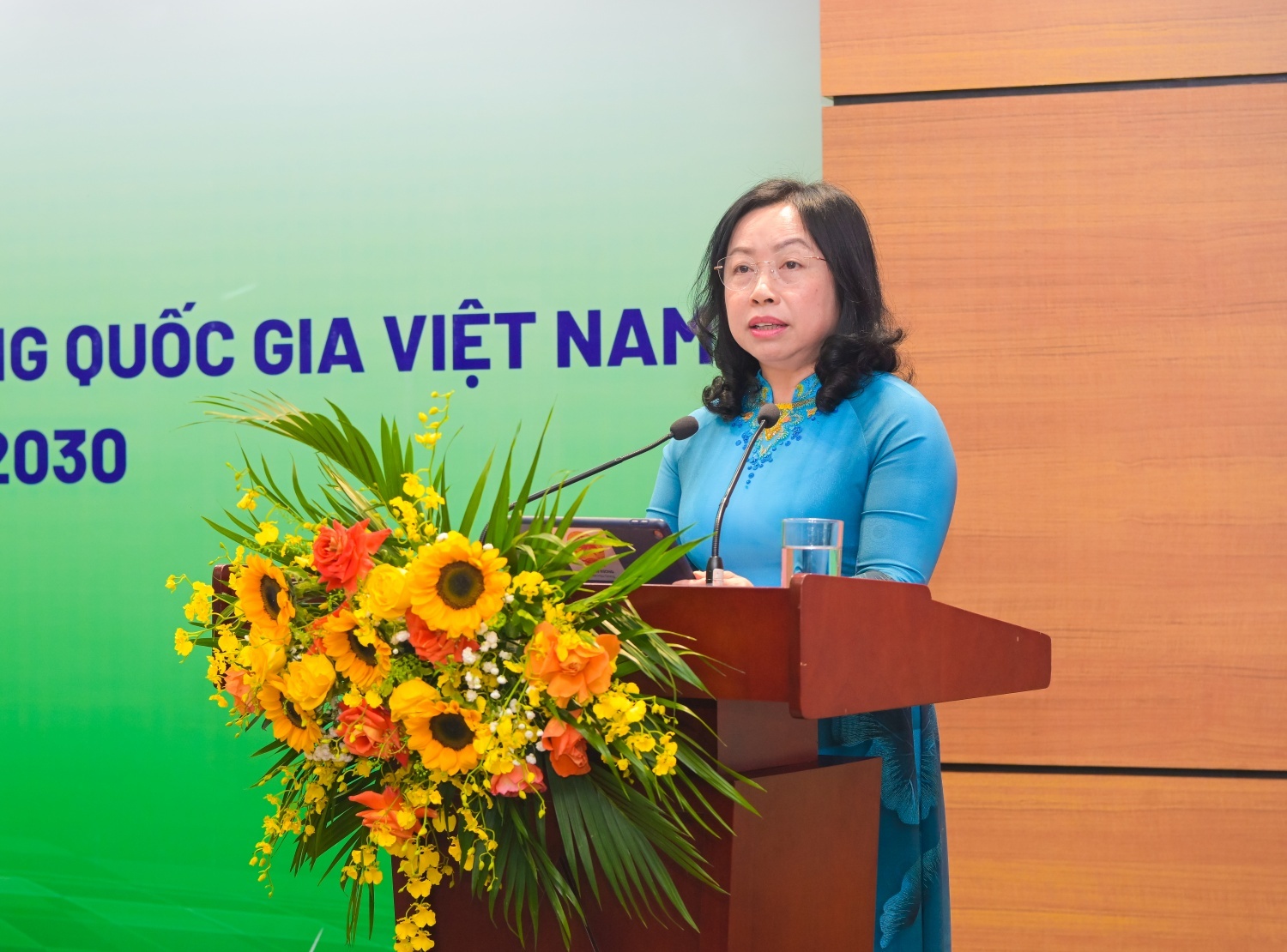 Đồng chí Thái Thu Xương - Phó Chủ tịch Thường trực Tổng Liên đoàn Lao động Việt Nam phát biểu tại Đại hội