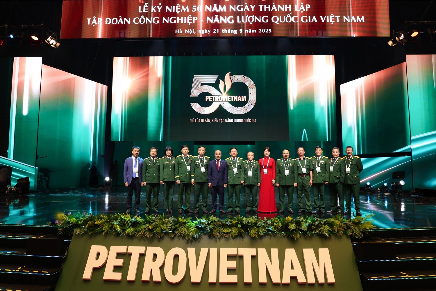 Hội CCB Petrovietnam tham dự Lễ kỷ niệm 50 năm thành lập Tập đoàn.