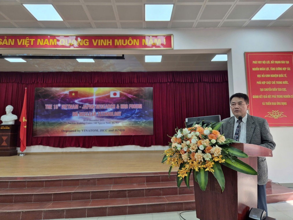 TS. Trần Chí Thành, Viện trưởng Viện NLNTVN, phát biểu tại phiên Khai mạc