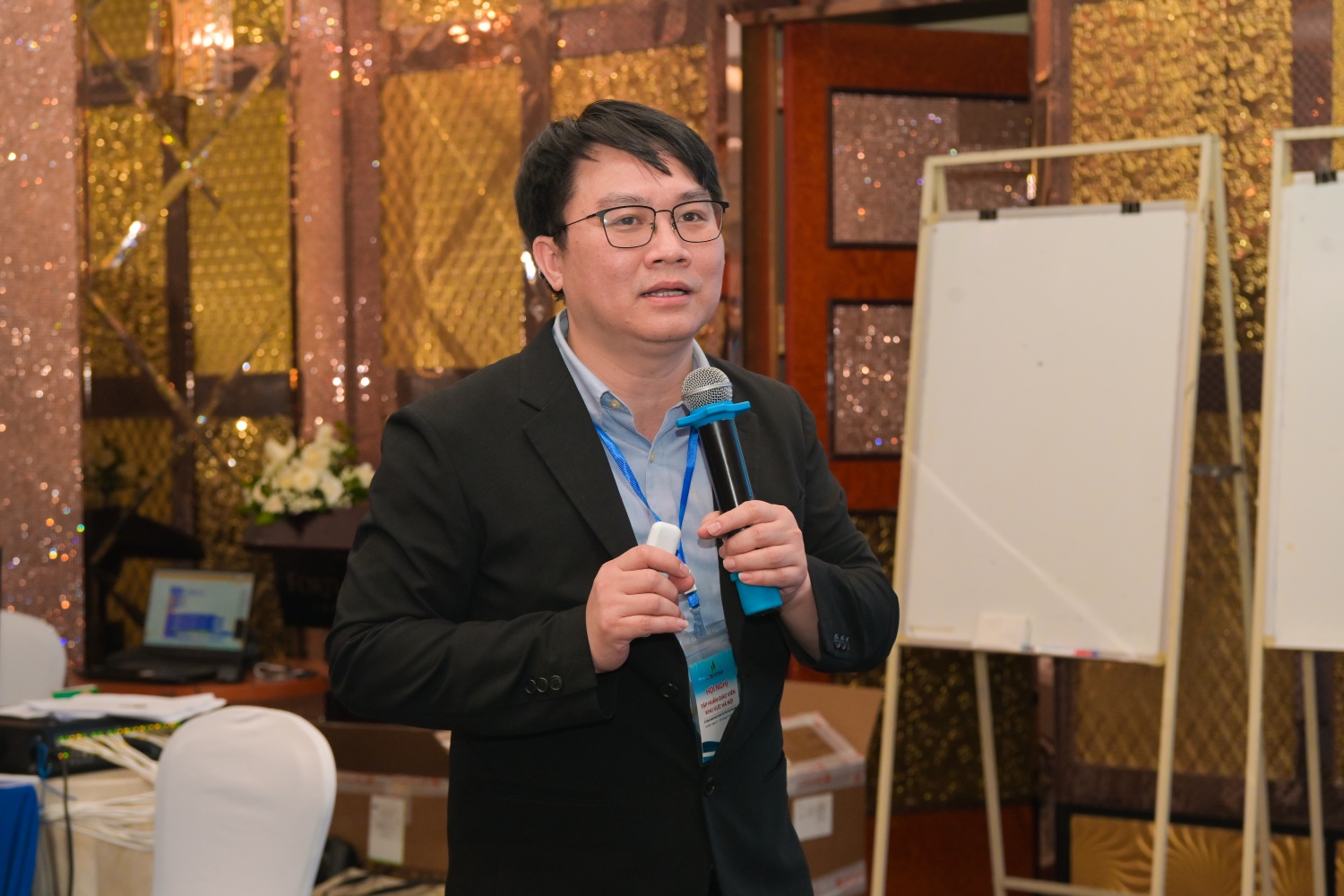 ThS. Hoàng Vân Đông - Trường Đại học Điện lực chia sẻ về chủ đề phát triển STEM Robotics trong nhà trường