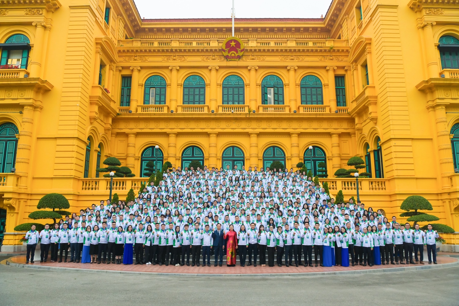 Đoàn đại biểu tham dự Đại hội Đoàn Thanh niên Chính phủ lần thứ I 