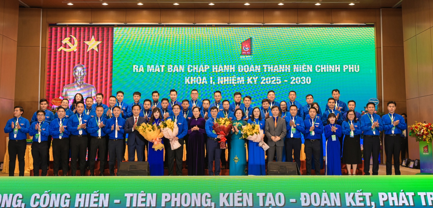 Ban Chấp hành Đoàn Thanh niên Chính phủ nhiệm kỳ 2025 - 2030 ra mắt Đại hội.