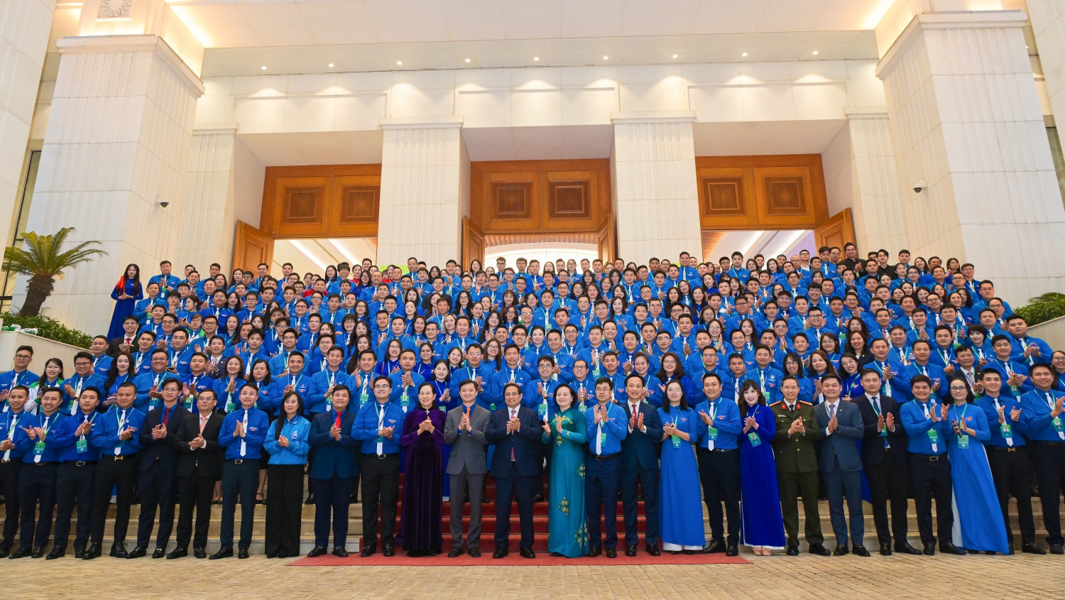 Thủ tướng Phạm Minh Chính cùng các đại biểu tham dự Đại hội