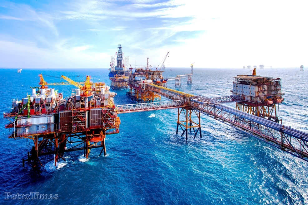 Petrovietnam thực hiện mục tiêu kép: vừa tiếp tục phát huy hiệu quả các lĩnh vực truyền thống, vừa chủ động, linh hoạt mở rộng sang các lĩnh vực năng lượng mới.
