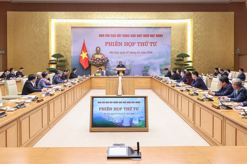 Thủ tướng Phạm Minh Chính chủ trì phiên họp thứ tư của Ban Chỉ đạo xây dựng nhà máy điện hạt nhân (Ảnh: VGP)