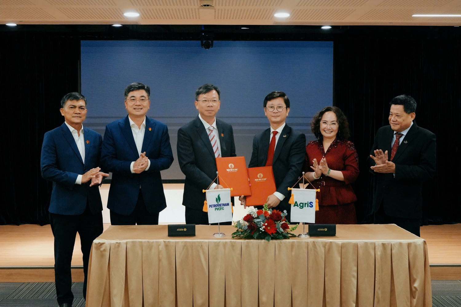 Thỏa thuận hợp tác giữa hai đơn vị hướng tới mục tiêu phát triển nền nông nghiệp bền vững, đẩy mạnh xuất khẩu nông sản Việt Nam ra thị trường quốc tế.