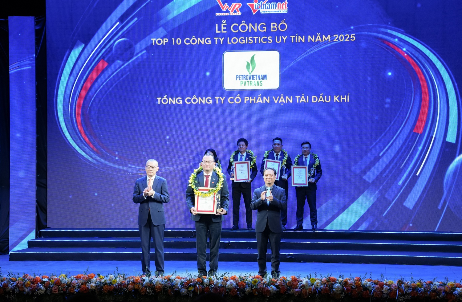 Tổng công ty Cổ phần Vận tải Dầu khí (PVTrans) được vinh danh Top 10 Công ty Logistics uy tín năm 2025.