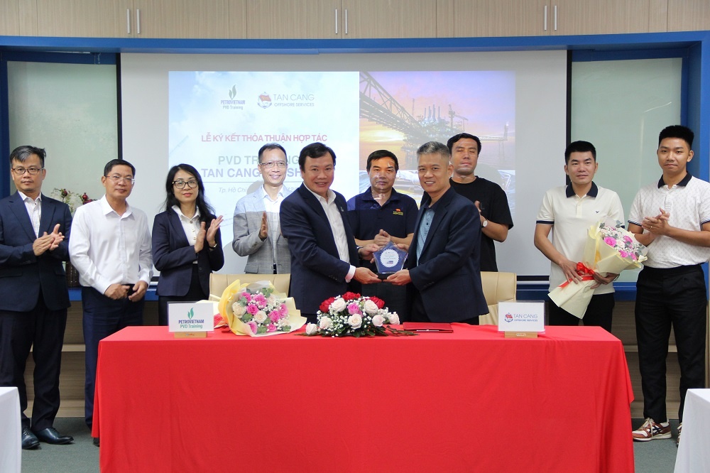 PVD Training ký kết biên bản ghi nhớ hợp tác chiến lược với Công ty CP Dịch vụ Biển Tân Cảng.