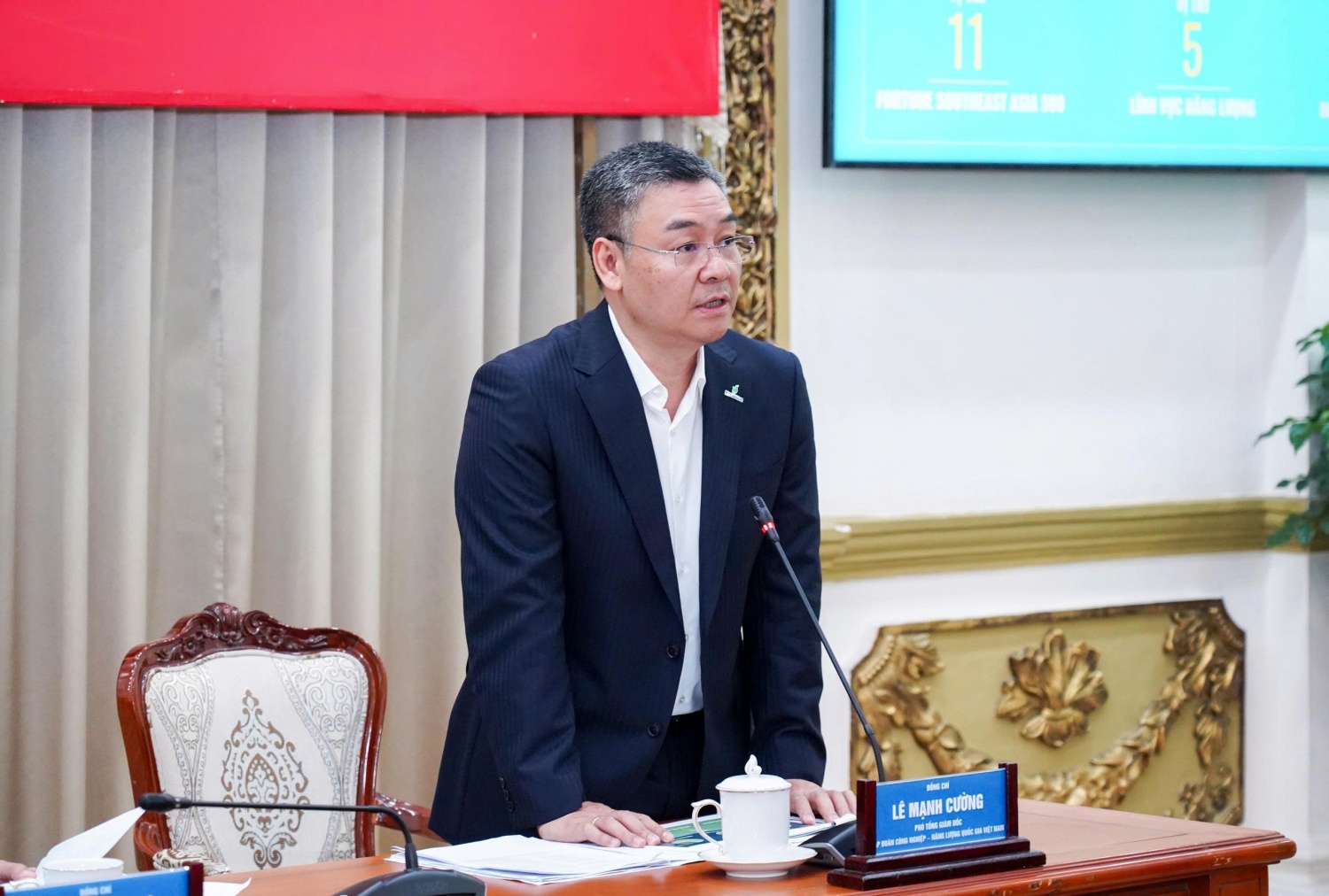 Phó Tổng Giám đốc Petrovietnam Lê Mạnh Cường thông tin về hoạt động của Tập đoàn trên địa bàn TP HCM