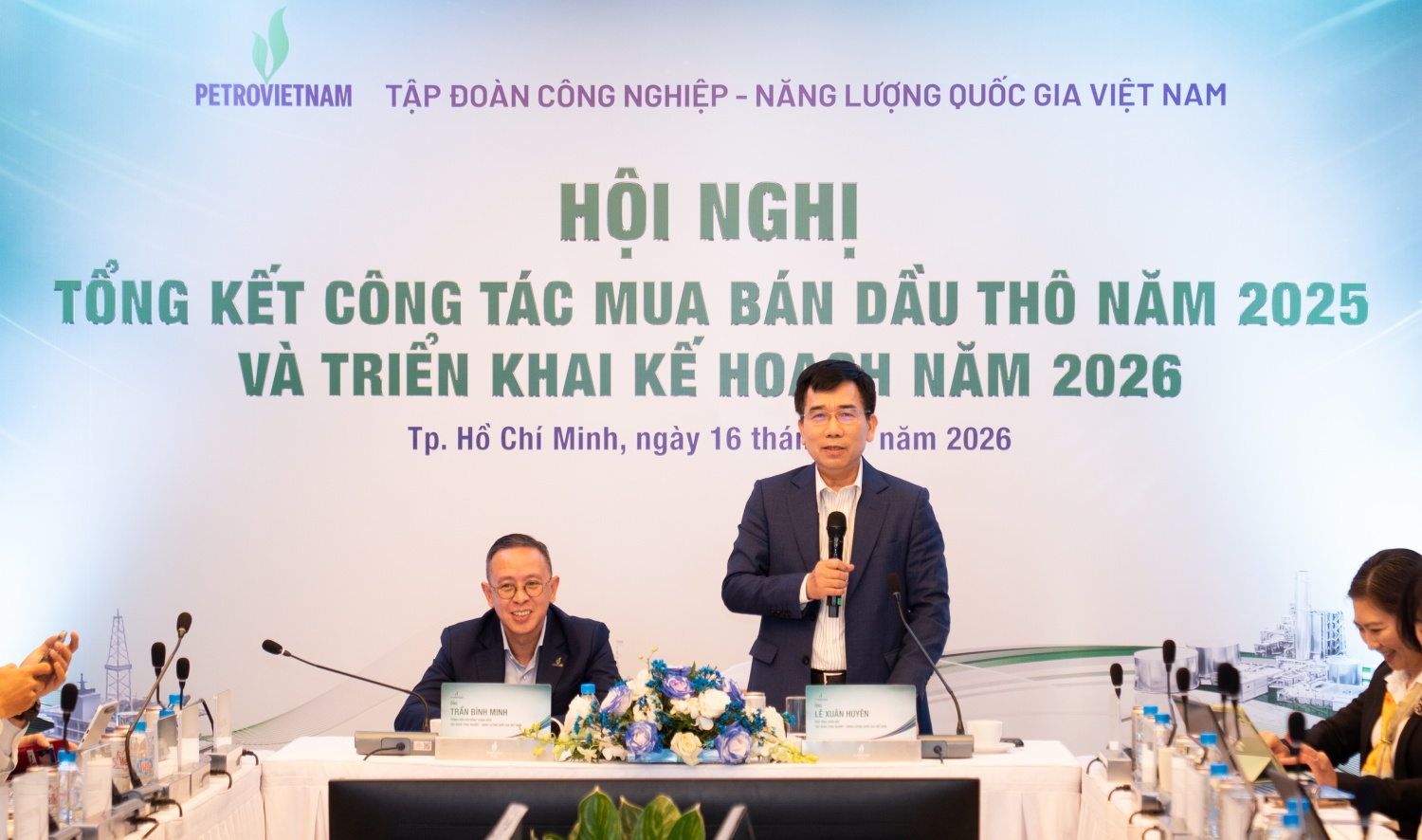 Ông Lê Xuân Huyên, Phó Tổng Giám đốc phụ trách Ban Điều hành Petrovietnam: Doanh thu từ xuất bán dầu thô chiếm khoảng 11% tổng doanh thu toàn Tập đoàn và đóng góp trên 25% tổng số nộp ngân sách Nhà nước của Tập đoàn năm 2025.