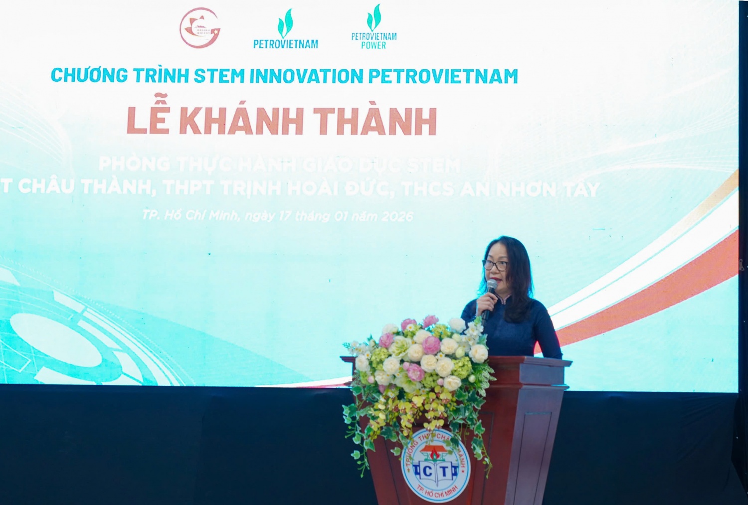 Bà Trần Thị Ngọc Châu, Thành ủy viên, Phó Giám đốc Sở Giáo dục và Đào tạo TP Hồ Chí Minh đánh giá, STEM Innovation Petrovietnam góp phần củng cố nền tảng để chuyển STEM từ mô hình tích hợp sang hoạt động giáo dục có chiều sâu trong nhà trường.