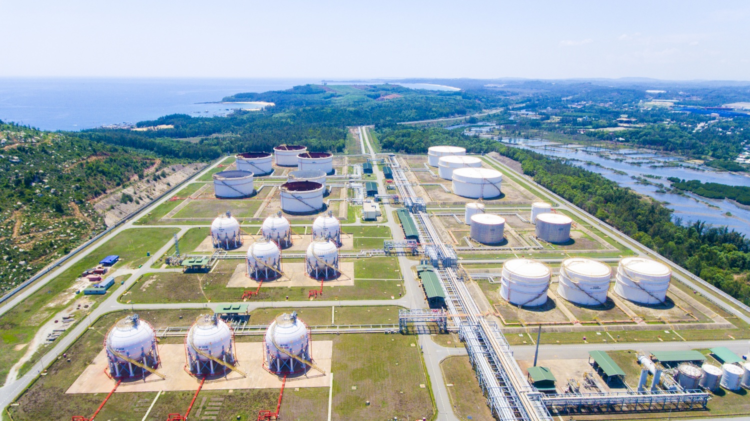 Petrovietnam được kỳ vọng tiếp tục “dẫn dắt, tiên phong” chuyển dịch năng lượng trong giai đoạn tới.