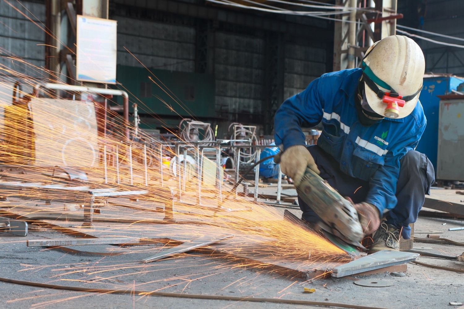 Năm 2025, PVSM là công ty thuộc khối DNNN tại KKT Dung Quất có mức lương cao nhất, đạt 28,26 triệu đồng/người/tháng.