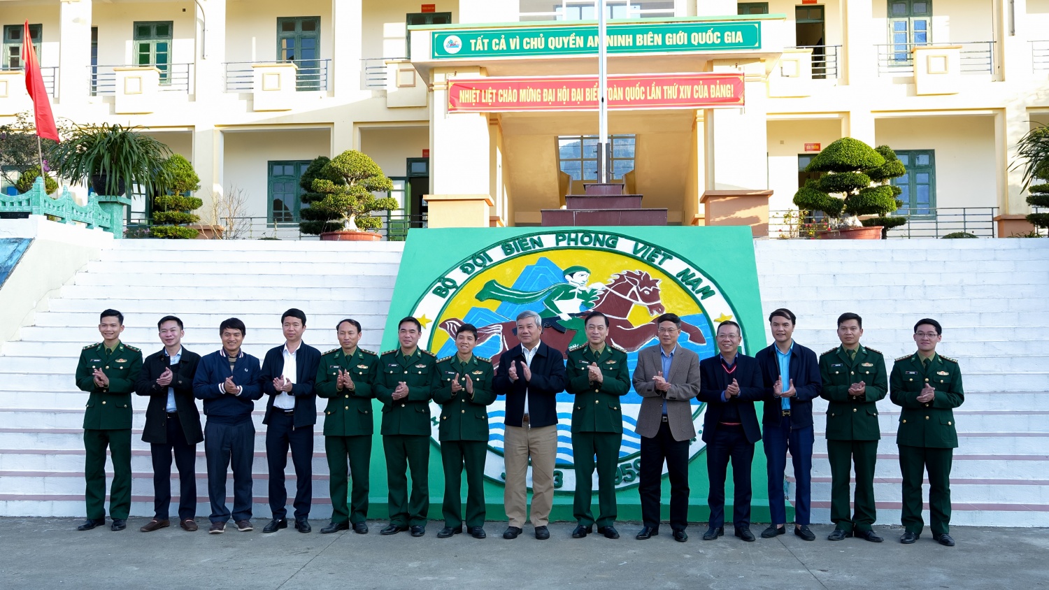 Chuyến công tác thể hiện sự quan tâm sâu sắc của Petrovietnam đối với lực lượng vũ trang đang ngày đêm làm nhiệm vụ bảo vệ chủ quyền, an ninh biên giới quốc gia.