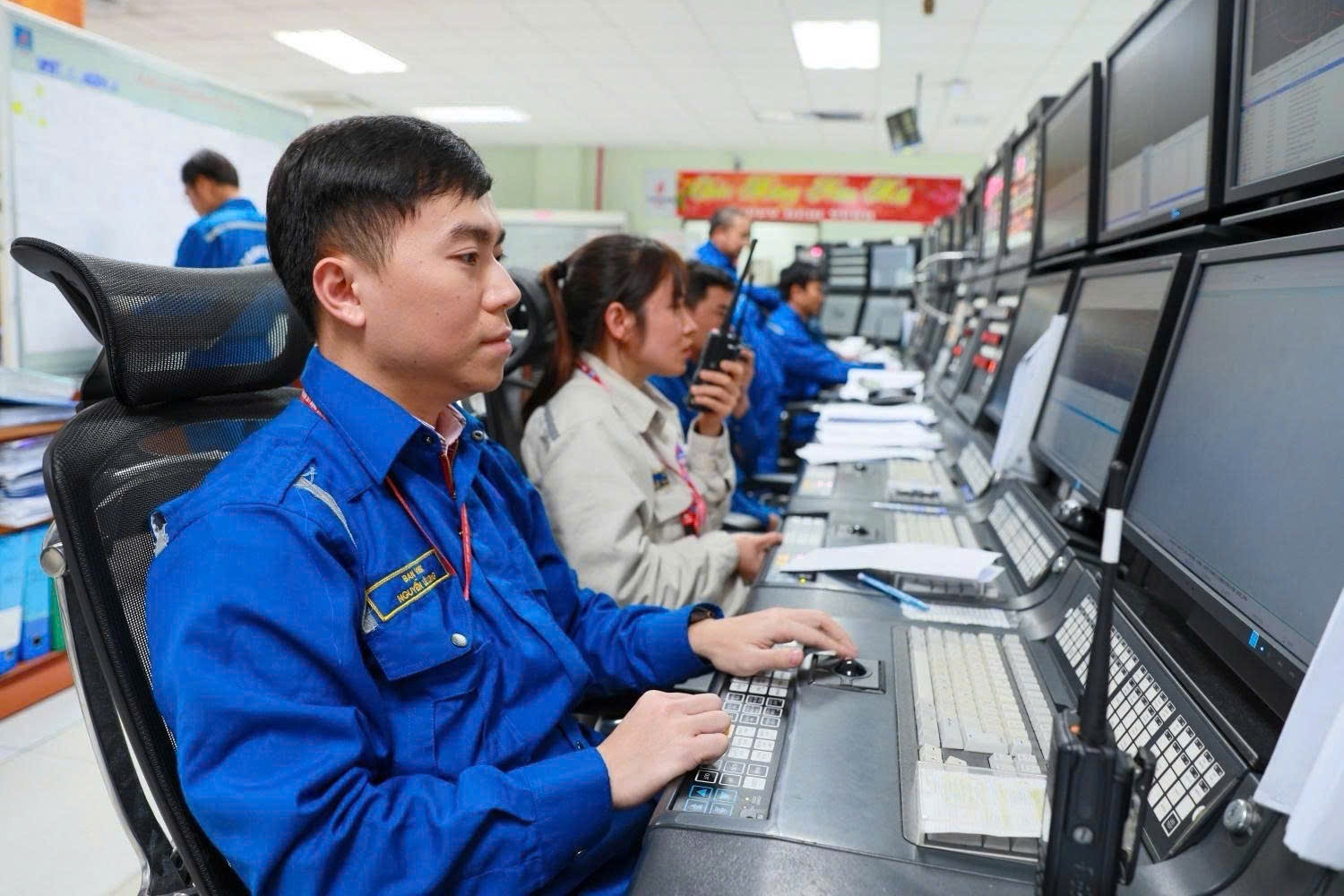 Phương châm hành động được Petrovietnam xác định cho năm 2026: “Tiên phong công nghệ - đổi mới sáng tạo; Dẫn dắt chuyển dịch xanh; Kiến tạo giá trị vượt trội; Nâng cao vị thế năng lượng quốc gia; Bứt phá mở rộng toàn cầu”.