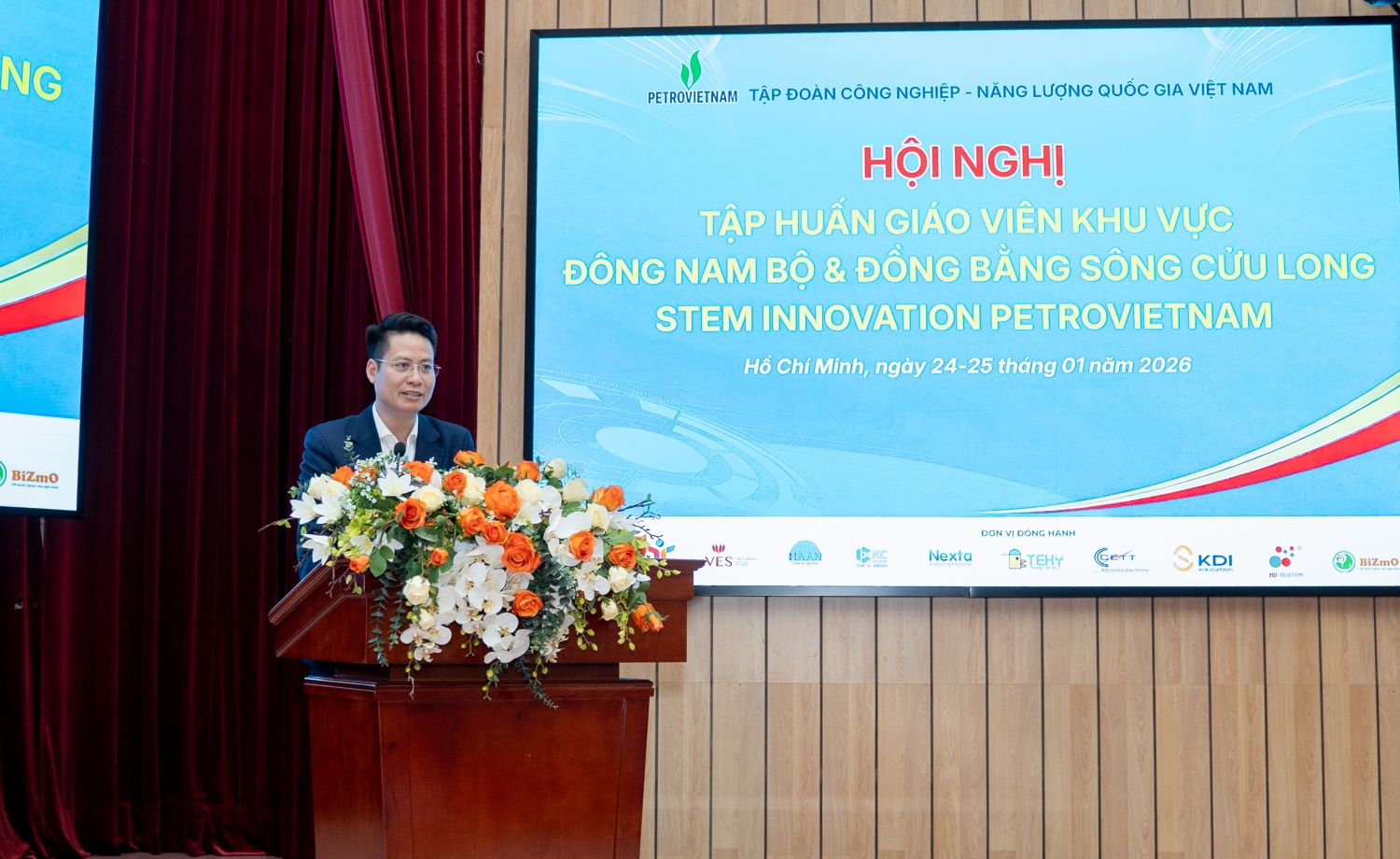 Ông Phan Sỹ Linh, Trưởng phòng Văn hóa Doanh nghiệp, Ban Truyền thông và Văn hóa Doanh nghiệp Petrovietnam: STEM Innovation Petrovietnam không dừng lại ở việc đầu tư cơ sở vật chất, mà hướng tới xây dựng môi trường học tập gắn với thực hành, gắn với đời sống, qua đó bồi đắp tình yêu quê hương, đất nước.