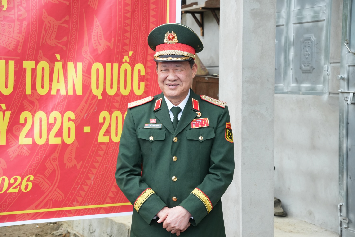 Thượng tướng Bế Xuân Trường khẳng định, Petrovietnam không chỉ là tập đoàn kinh tế trụ cột của đất nước, mà còn là đơn vị tiêu biểu trong thực hiện trách nhiệm xã hội, với nhiều chương trình an sinh xã hội mang ý nghĩa nhân văn sâu sắc