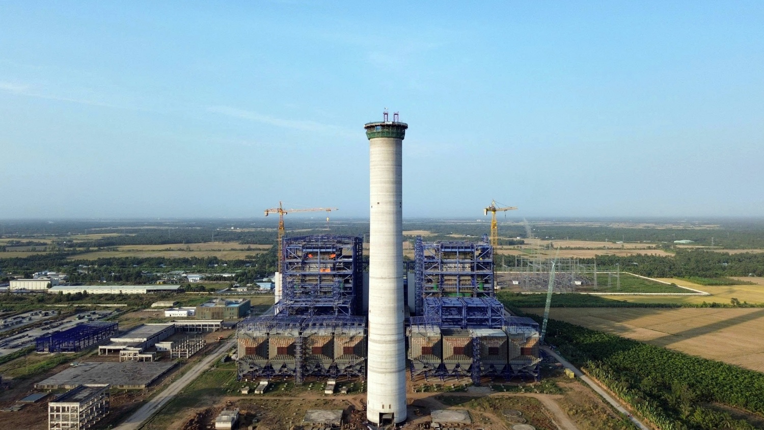 Ống khói NMNĐ Long Phú 1