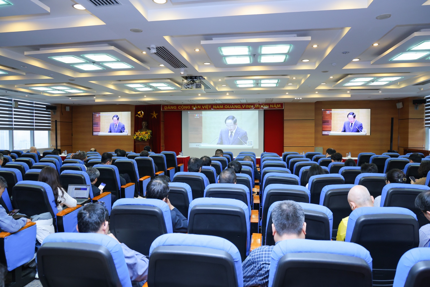 Điểm cầu 02 tại Trụ sở Tập đoàn (Hà Nội)