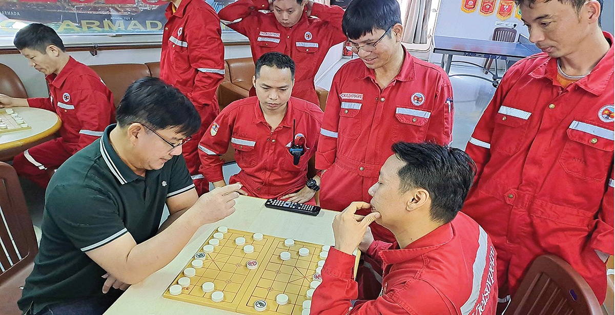 Hội thao sôi nổi trên tàu Armada ngày Tết