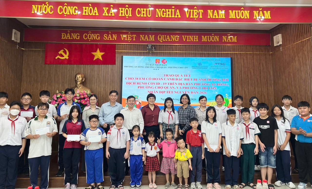 PTSC và Bệnh viện Đại học Y Dược TP Hồ Chí Minh mang Tết ấm áp về bên các em nhỏ có hoàn cảnh đặc biệt hậu Covid-19.