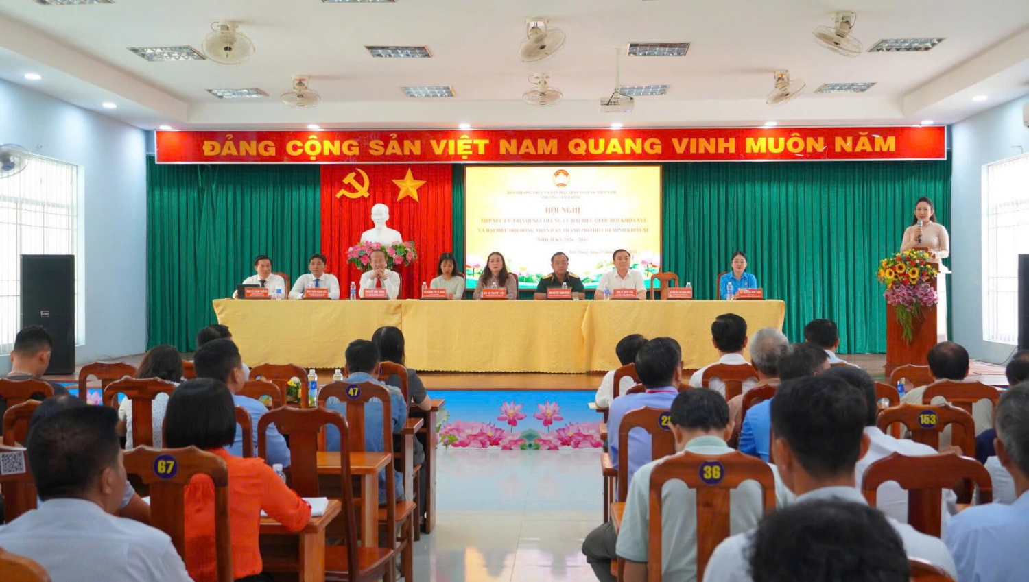 Sáng 25/2, tại phường Tam Thắng (TP Hồ Chí Minh) đã diễn ra Hội nghị tiếp xúc cử tri với người ứng cử ĐBQH khóa XVI và đại biểu HĐND TP Hồ Chí Minh khóa XI, nhiệm kỳ 2026-2031.