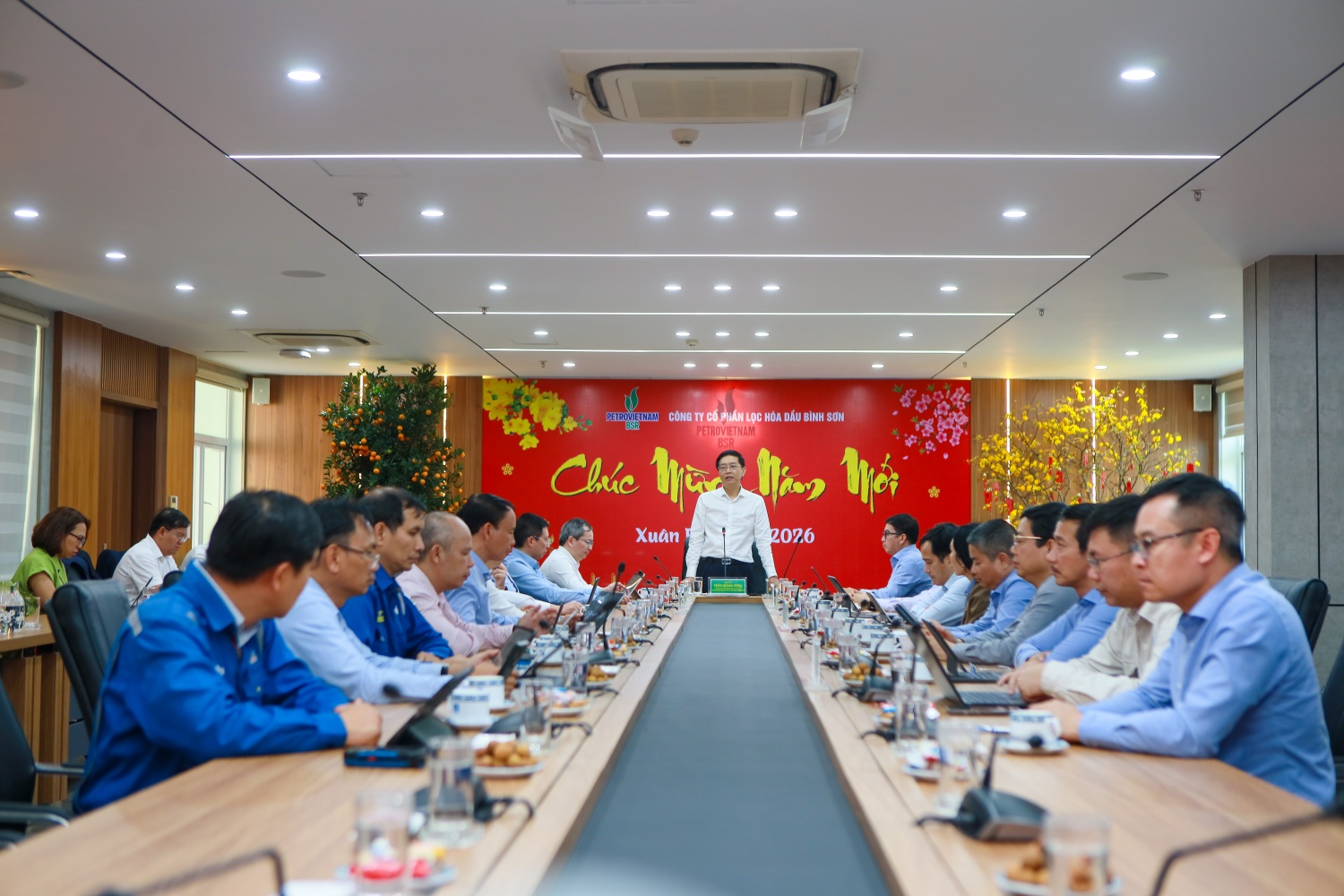 Toàn cảnh buổi làm việc.
