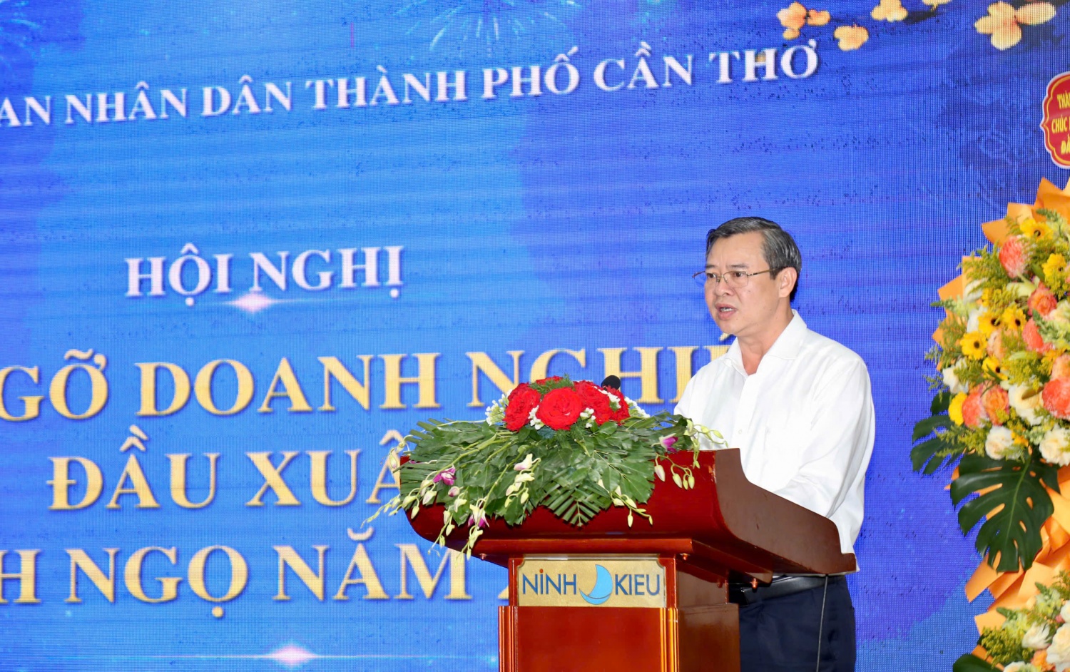 Ông Trương Cảnh Tuyên - Chủ tịch UBND TP Cần Thơ khẳng định chính quyền thành phố cam kết tiếp tục cải thiện môi trường đầu tư kinh doanh, đẩy mạnh cải cách hành chính, kịp thời tháo gỡ khó khăn.