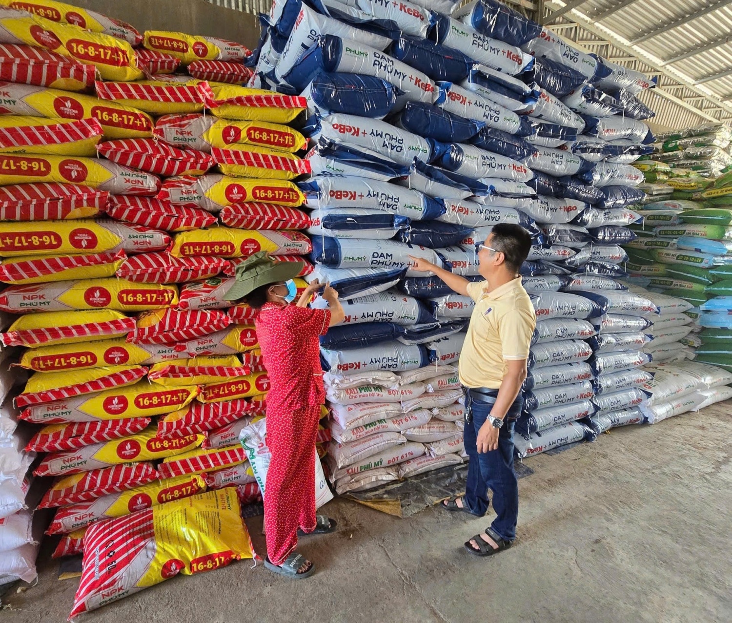 Đạm Phú Mỹ (PVFCCo - Phú Mỹ) duy trì nhịp độ sản xuất ổn định, tăng tốc kinh doanh ngay trong giai đoạn đầu năm 2026.
