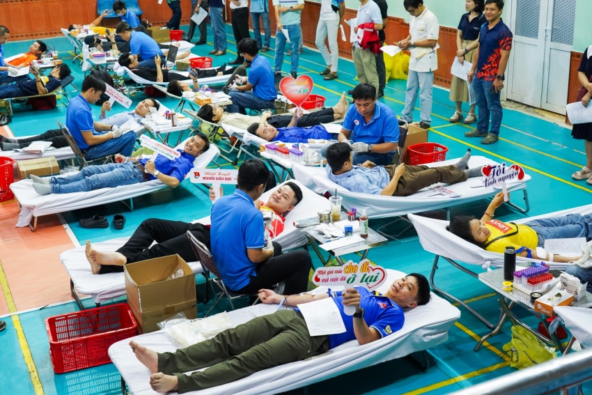 “Nhiệt huyết Petrovietnam” lan tỏa từ những giọt máu hồng”