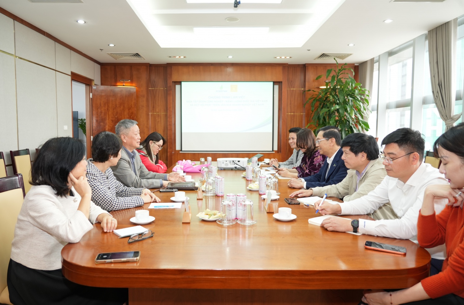 Toàn cảnh buổi làm việc
