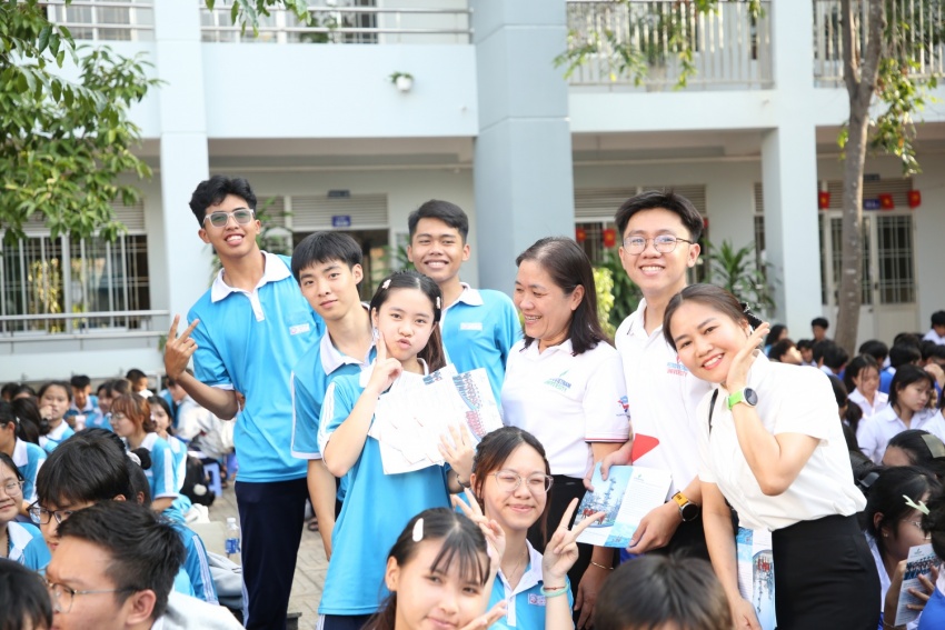 Chương trình mang đến “luồng sinh khí mới” cho các em học sinh cuối cấp của Trường THPT Bà Rịa
