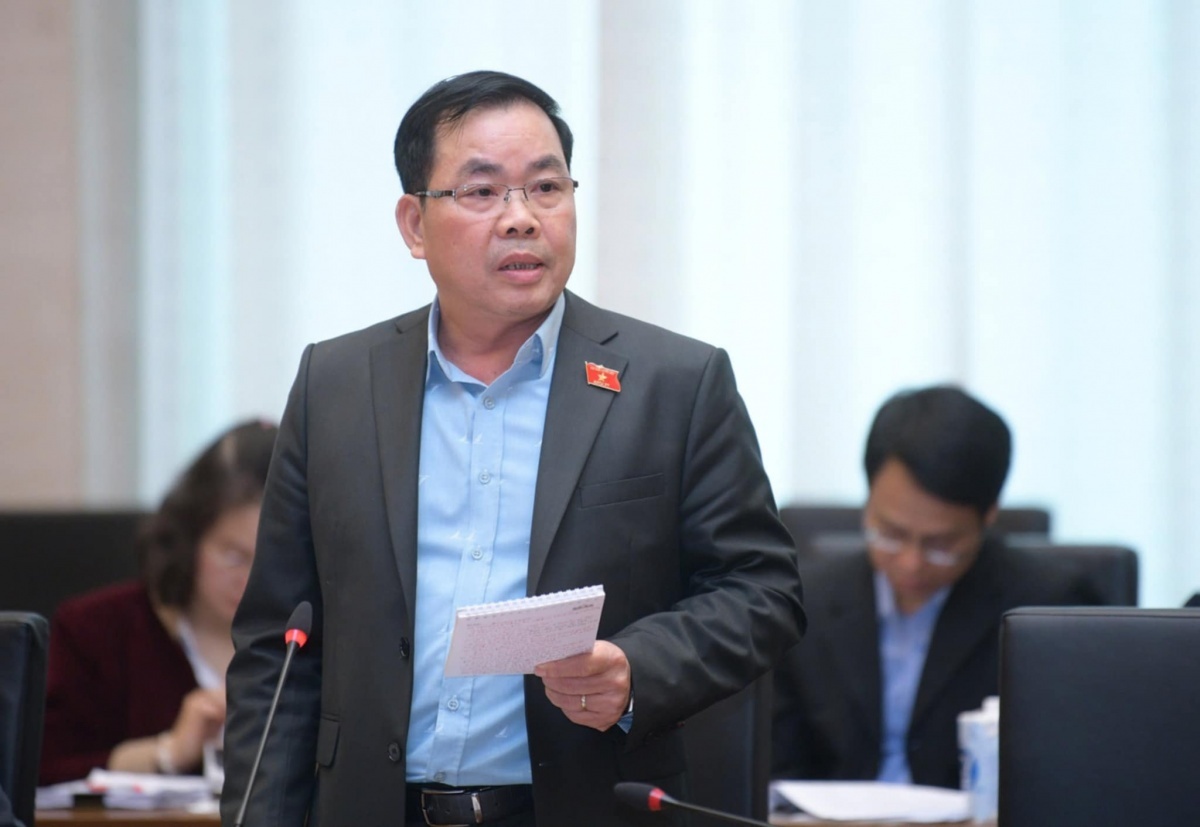 Ông Nguyễn Quang Huân - đại biểu Quốc hội khóa XV, Chủ tịch HĐQT Công ty Cổ phần Halcom Việt Nam, Phó Chủ tịch Hội Doanh nhân Tư nhân Việt Nam.