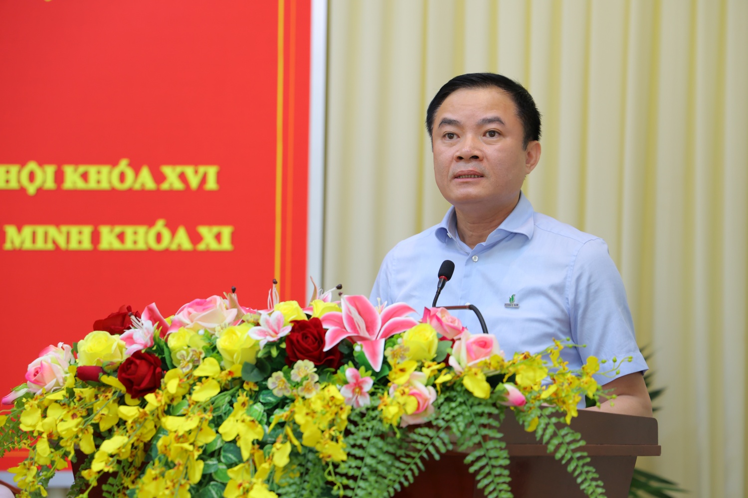 Đồng chí Lê Ngọc Sơn - Bí thư Đảng ủy, Chủ tịch HĐTV Petrovietnam trình bày chương trình hành động trước cử tri.
