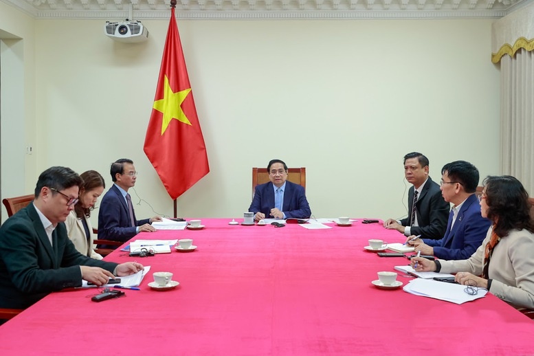 Thủ tướng Chính phủ bày tỏ quan ngại sâu sắc trước diễn biến của cuộc xung đột hiện nay ở Trung Đông và chia sẻ với những khó khăn của người dân Kuwait