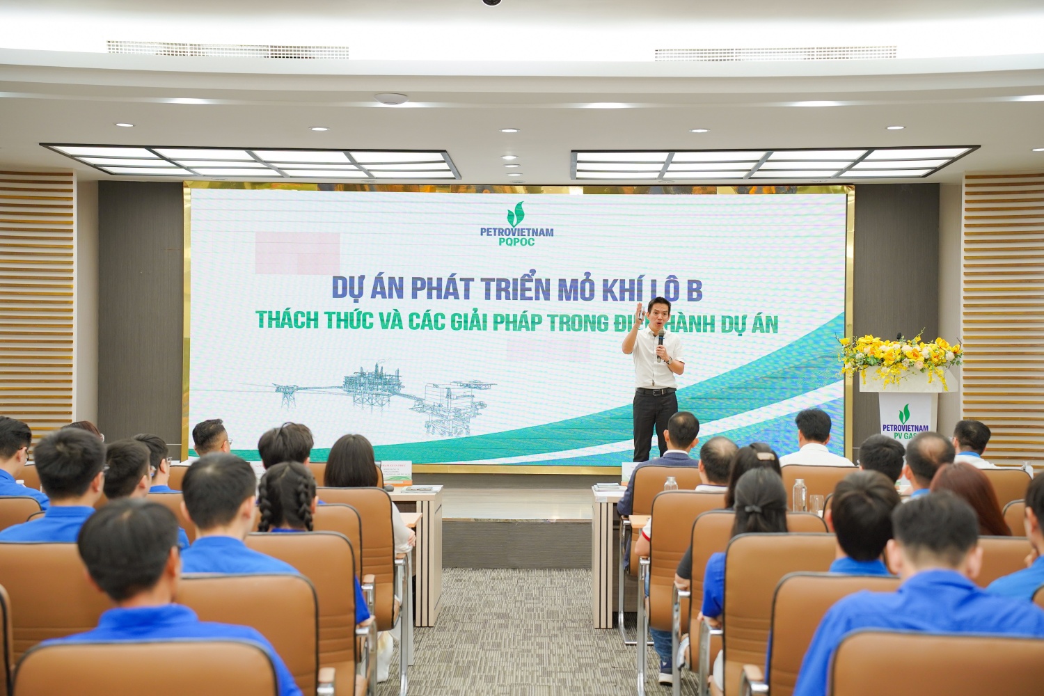Ông Phạm Xuân Phúc – Bí thư Đảng ủy, Tổng Giám đốc PQPOC chia sẻ về quá trình phát triển và điều hành Dự án phát triển mỏ khí Lô B