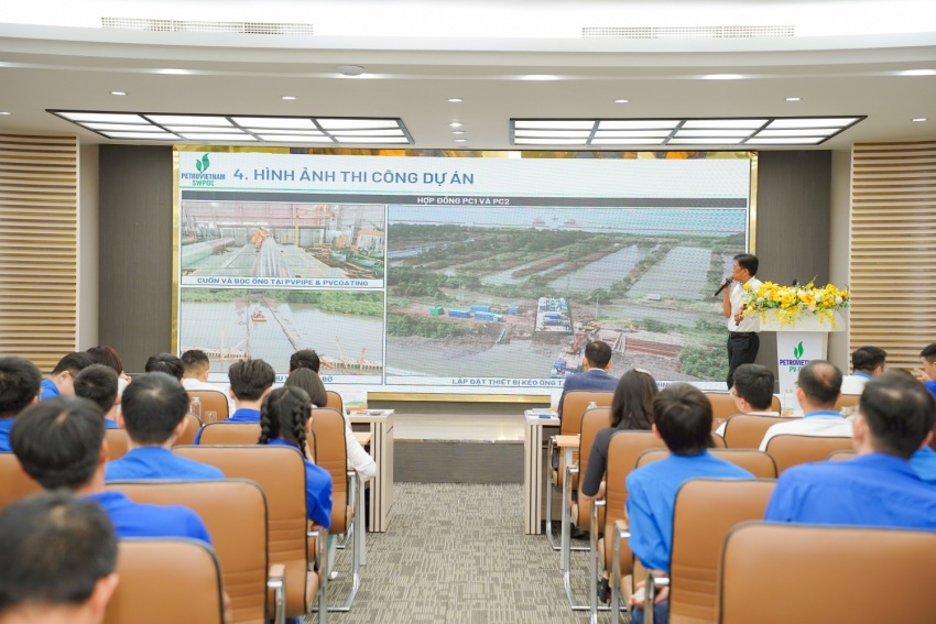 Đại diện Công ty Điều hành Đường ống Tây Nam (SWPOC) chia sẻ kinh nghiệm trong quá trình triển khai hệ thống đường ống dẫn khí Lô B - Ô Môn