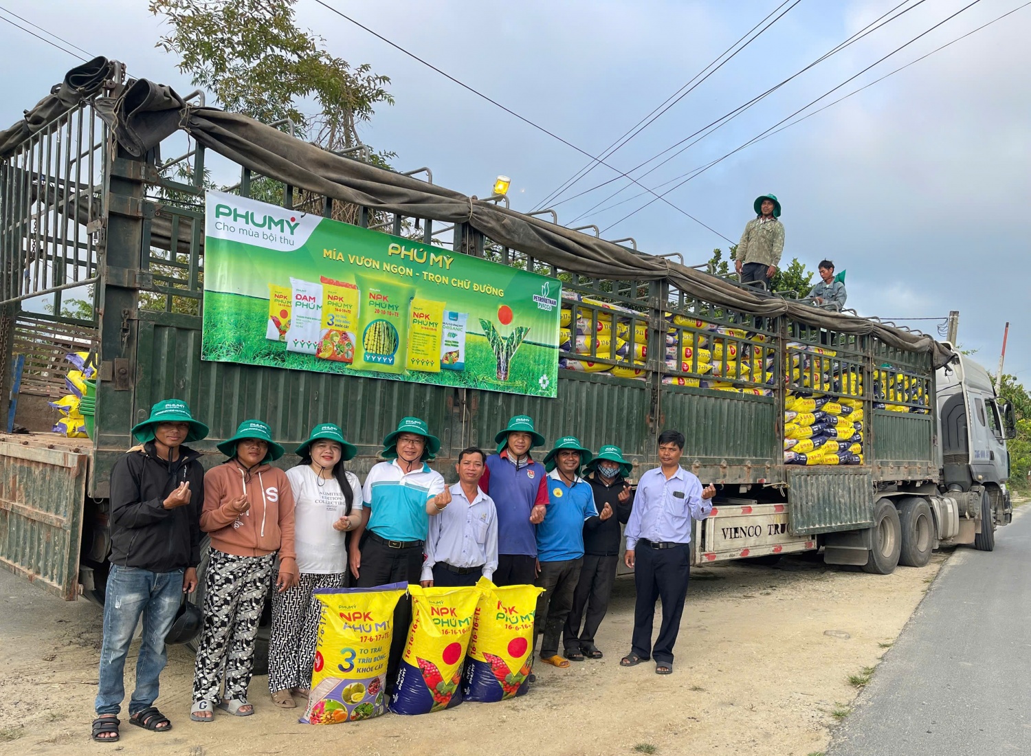 PVFCCo - đơn vị thành viên của Petrovietnam có đóng góp rất lớn vào ngân sách của TP Hồ Chí Minh.
