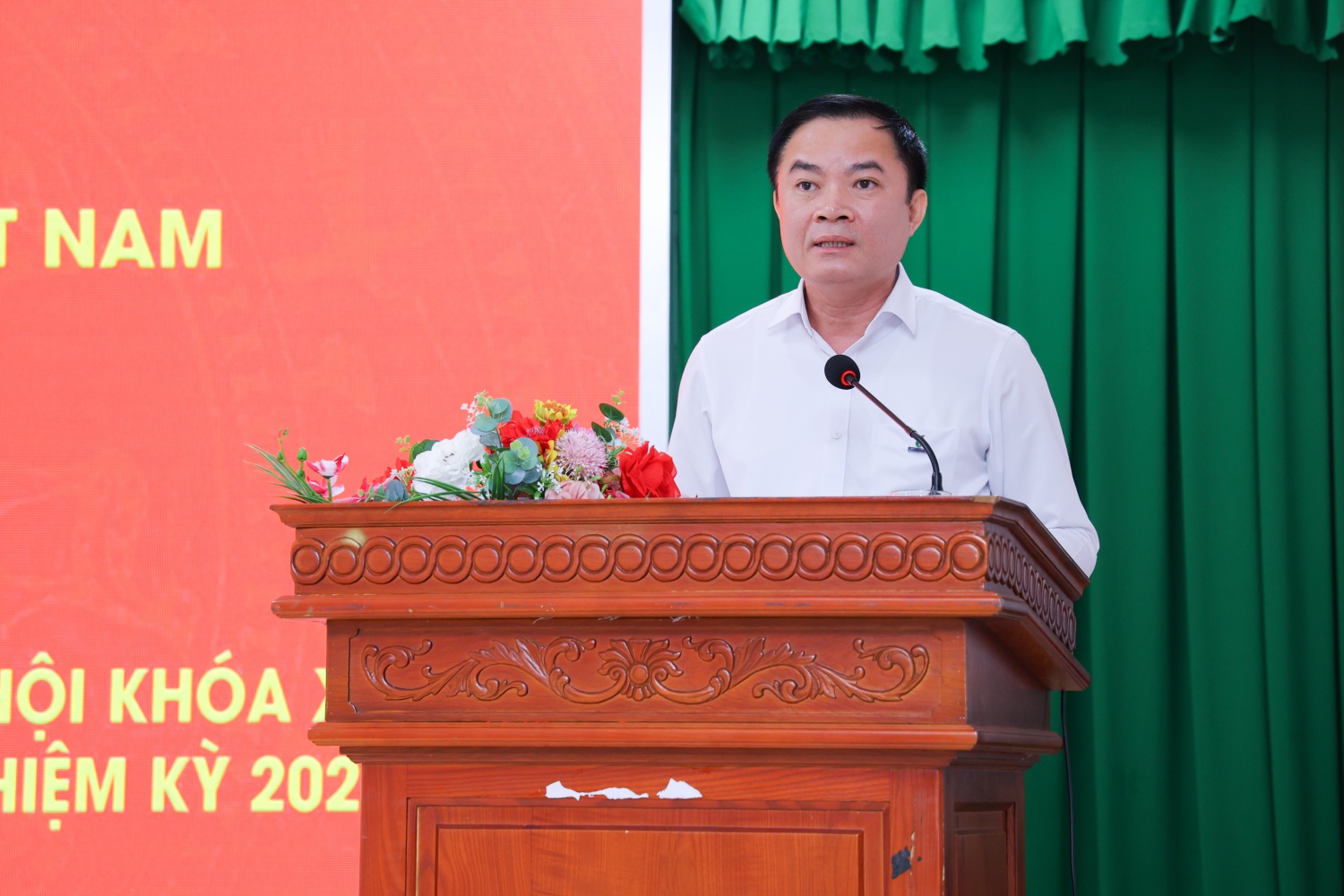 Đồng chí Lê Ngọc Sơn, Bí thư Đảng ủy, Chủ tịch HĐTV Petrovietnam khẳng định xã Châu Pha có vị trí quan trọng trong không gian phát triển kinh tế – năng lượng của khu vực