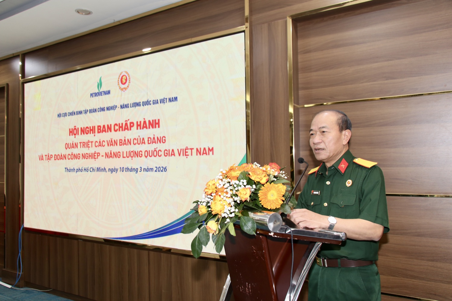 Đồng chí Phạm Quang Dũng quán triệt các nội dung Nghị quyết Đại hội Đảng bộ Tập đoàn nhiệm kỳ 2025-2030