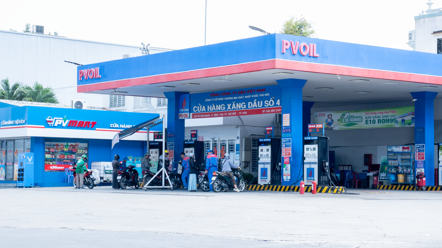 Các cây xăng của PVOIL trên cả nước đảm bảo nguồn cung, không để khách hàng phải xếp hàng chờ lâu