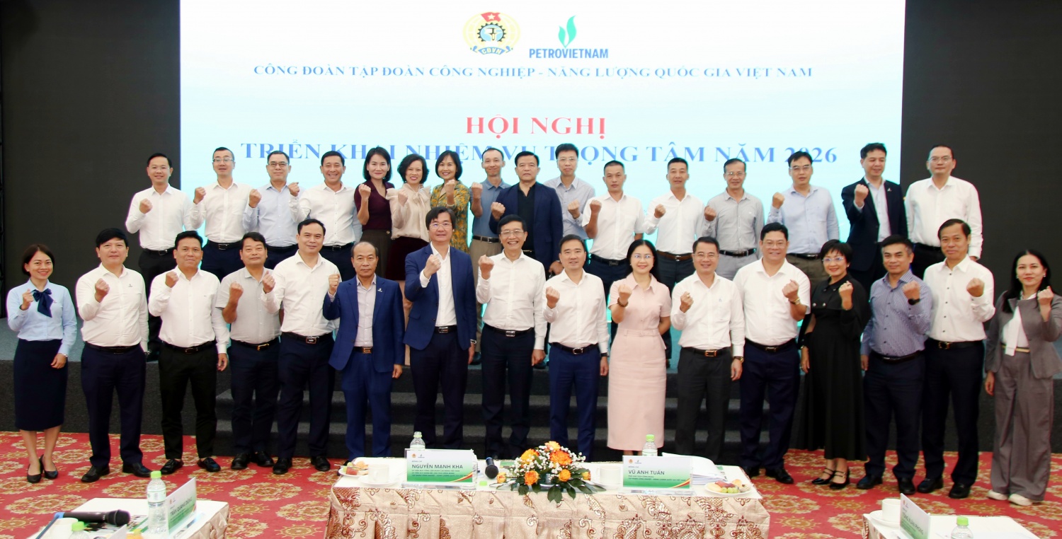 Các đại biểu tham dự hội nghị.