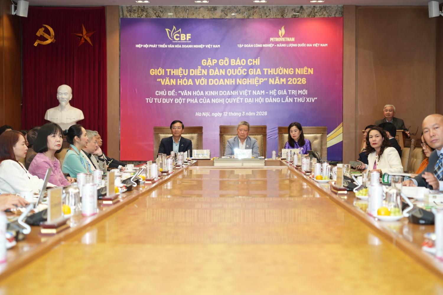 Chương trình có sự tham dự của đông đảo các cơ quan, hiệp hội và phóng viên các cơ quan báo chí.