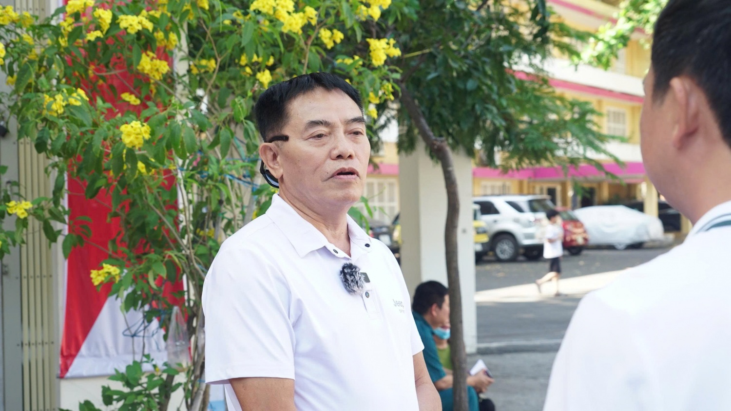 Ông Nguyễn Văn Trường, cử tri phường Tam Thắng, bày tỏ mong muốn những đại biểu được lựa chọn lần này sẽ cùng với Đảng, Nhà nước và nhân dân thúc đẩy phát triển đất nước trong giai đoạn mới, đưa các chủ trương lớn của Quốc hội và Chính phủ vào thực tiễn đời sống.