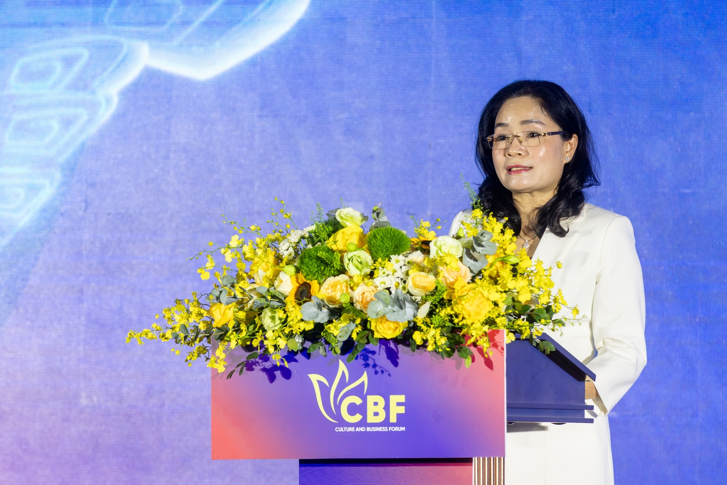 Thứ trưởng Bộ Văn hóa, Thể thao và Du lịch Trịnh Thị Thủy phát biểu tại Diễn đàn.