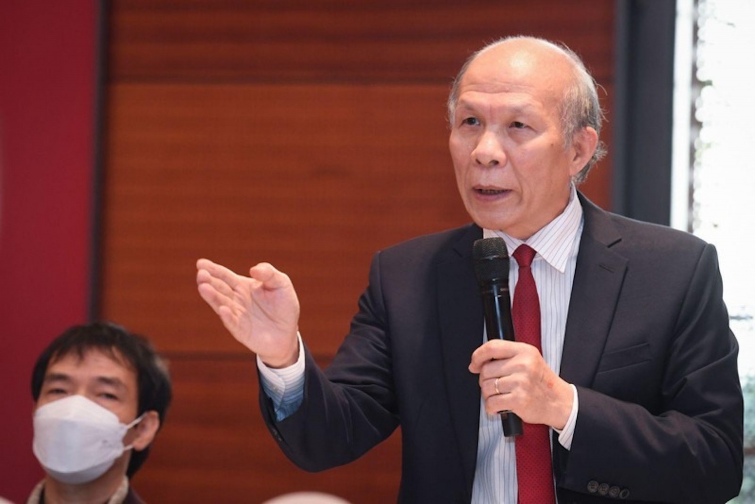 TS. Đinh Trọng Thịnh: Năng lượng không chỉ là đầu vào sản xuất mà còn là một trong những “trụ đỡ” của nền kinh tế.