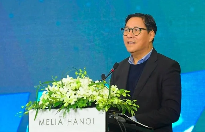 Chủ tịch Viện Quy hoạch và Phát triển Đặng Huy Đông chia sẻ về giải pháp để DNNN thực sự trở thành “sếu đầu đàn” tại diễn đàn kinh tế “Doanh nghiệp nhà nước: Nâng cao năng lực cạnh tranh và vai trò dẫn dắt”.