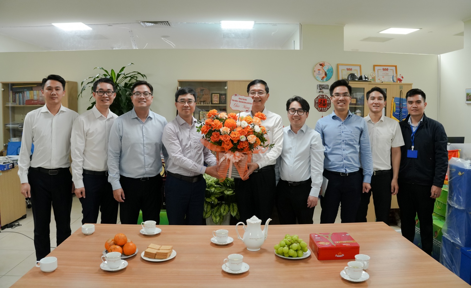 Đảng ủy, Đoàn Thanh niên Petrovietnam chúc mừng Đoàn Thanh niên Chính phủ.