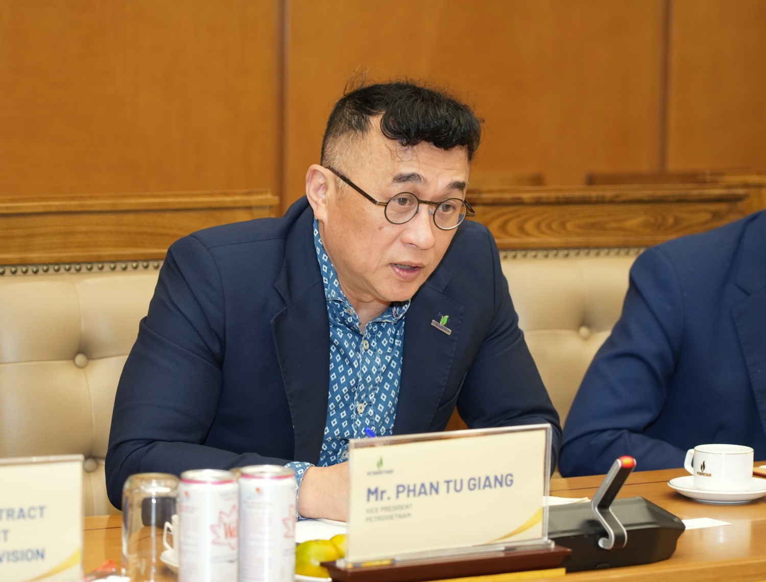 Phó Tổng Giám đốc Petrovietnam Phan Tử Giang bày tỏ mong muốn hai bên sớm cụ thể hóa các nội dung trao đổi thành các chương trình hợp tác thiết thực.